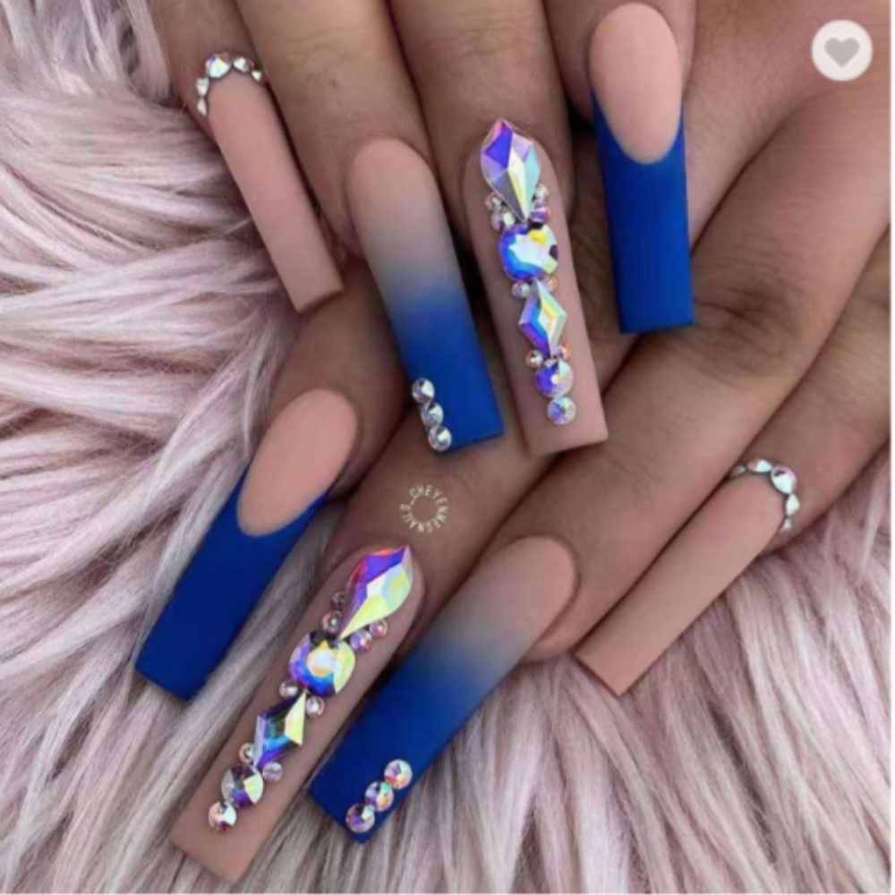 Gorgeous nail set!!